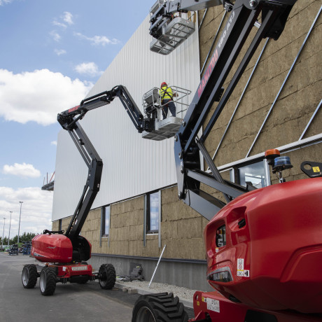 Cladding with ATJ platforms