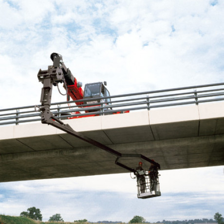 manitou machines rotating telehandlers mrt2145 application